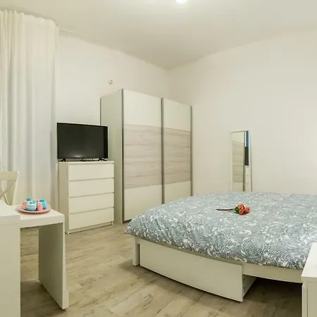 Appartement White Nights Of Old Town Bucarest