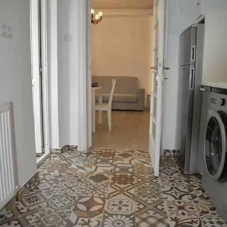 White Nights Of Old Town Apartament