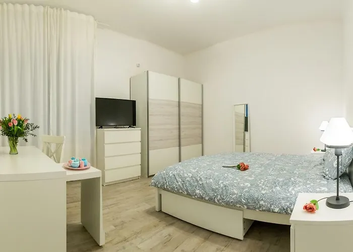 Apartamento White Nights Of Old Town Bucareste